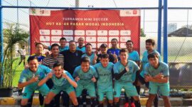 Foto : Tim Mini Soccer PROPAMI Merayakan Kemenangan Gemilang dalam Final Turnamen HUT Ke-46 Pasar Modal Indonesia. (Doc. PROPAMI)