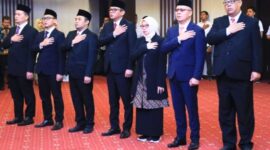 Pelantikan 7 anggota Badan Nasional Sertifikasi Profesi (BNSP) periode 2023-2028 pada Senin (13/11/2023) di Jakarta. (Foto: Humas Kemnaker)