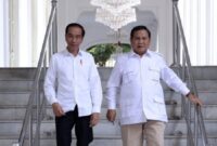 Presiden Joko Widodo bersama Capres nomor urut 2, Prabowo Subianto. (Dok. Setkab.go.id)

