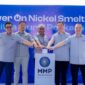 Direktur Utama MMP menyalakan sistem simbolis smelter nikel untuk produksi pertama. (Dok. mitramurniperkasa.com)
