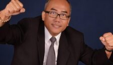 Budi Purnomo Karjodihardjo menegaskan reputasi korporasi dibangun melalui komunikasi yang konsisten dan transparan. Budi Purnomo Karjodihardjo mengatakan press release dinilai tetap relevan sebagai sarana menjaga kepercayaan publik di tengah derasnya arus informasi digital. (Dok. Sapulangit.com)